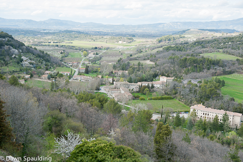 Sweeping views of the region from all sides